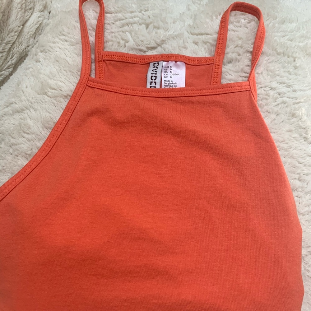 Unworn Orange halter top 🔥🧡🍊